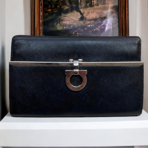 Salvatore Ferragamo Continental Wallet - Picture 2 of 11